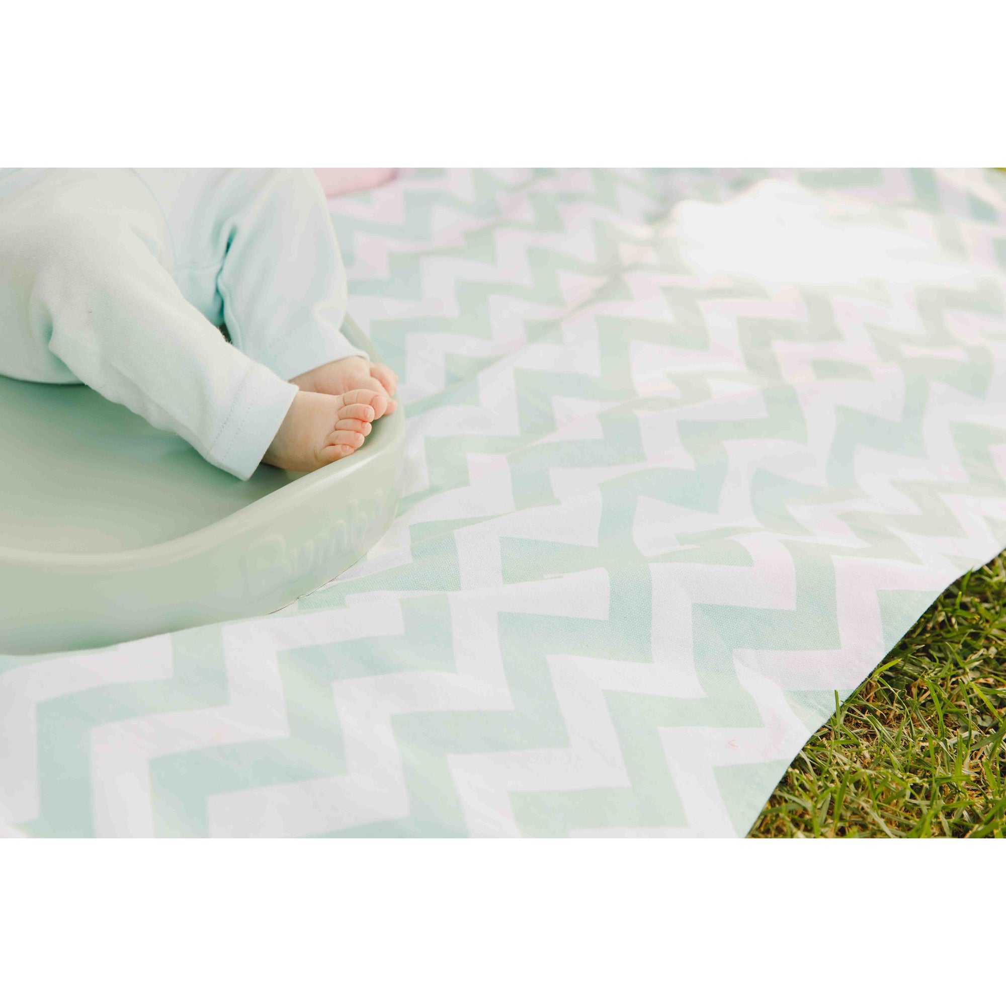 bumbo-changing-pad-hemlock- (2)